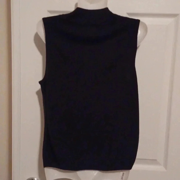 🍭🌹Black very soft sweater vest - Picture 3 of 5